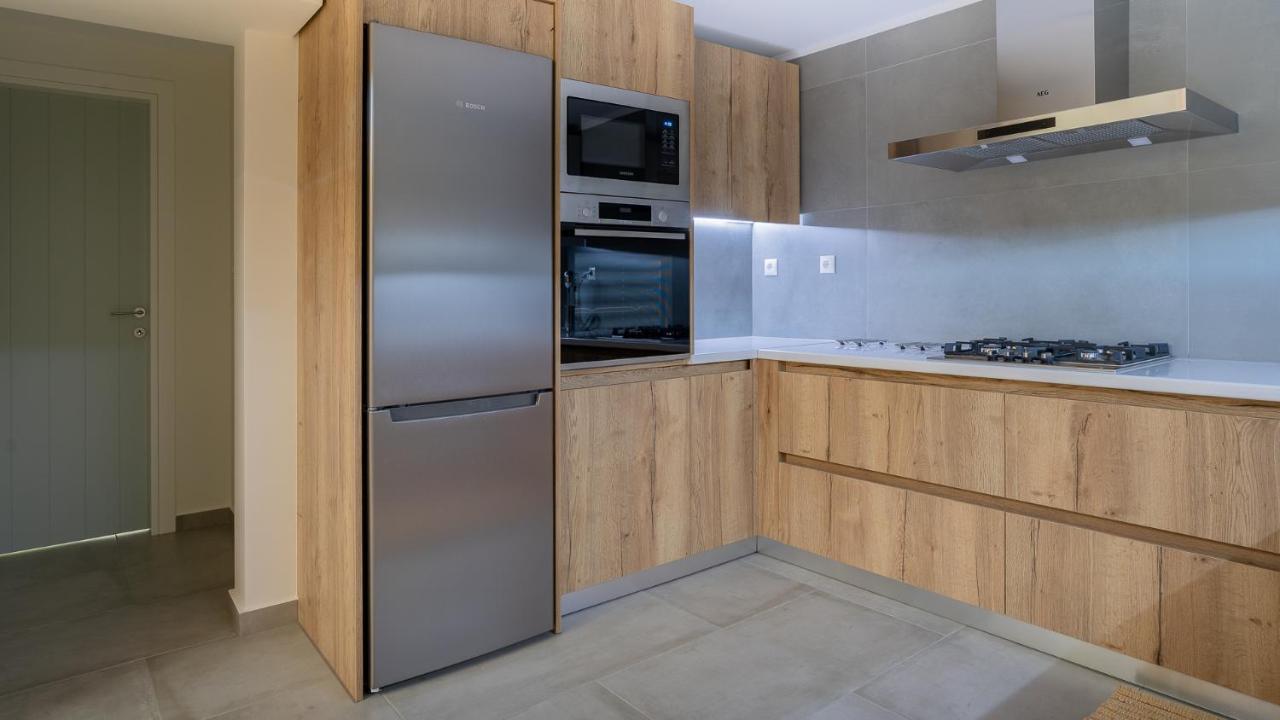 A Brand New, Beautifully Decorated Maisonette. Chalkís 외부 사진